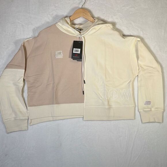 New Balance Women's NB‎ Athletics Renew Hoodie NWT- Large - Picture 1 of 9